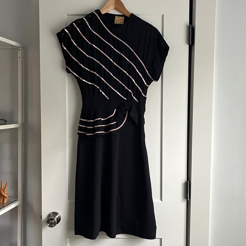 Vintage 1940s black and pink sequin peplum dress. Size small/XS. Irene Karol Jrs